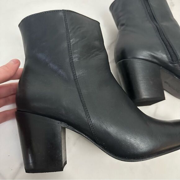 Charleston Shoe Co. Black Leather Drake Ankle Heeled Bootie Size 10 Date Party - Picture 4 of 16